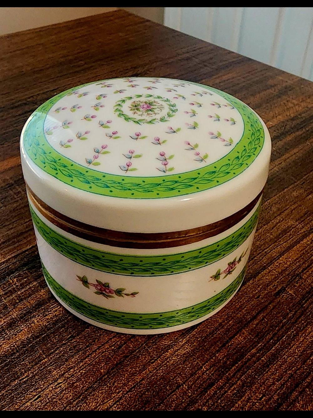 Vintage 1993 Lefton Porcelain Trinket Dish with Gold Trim, Green, Pink.